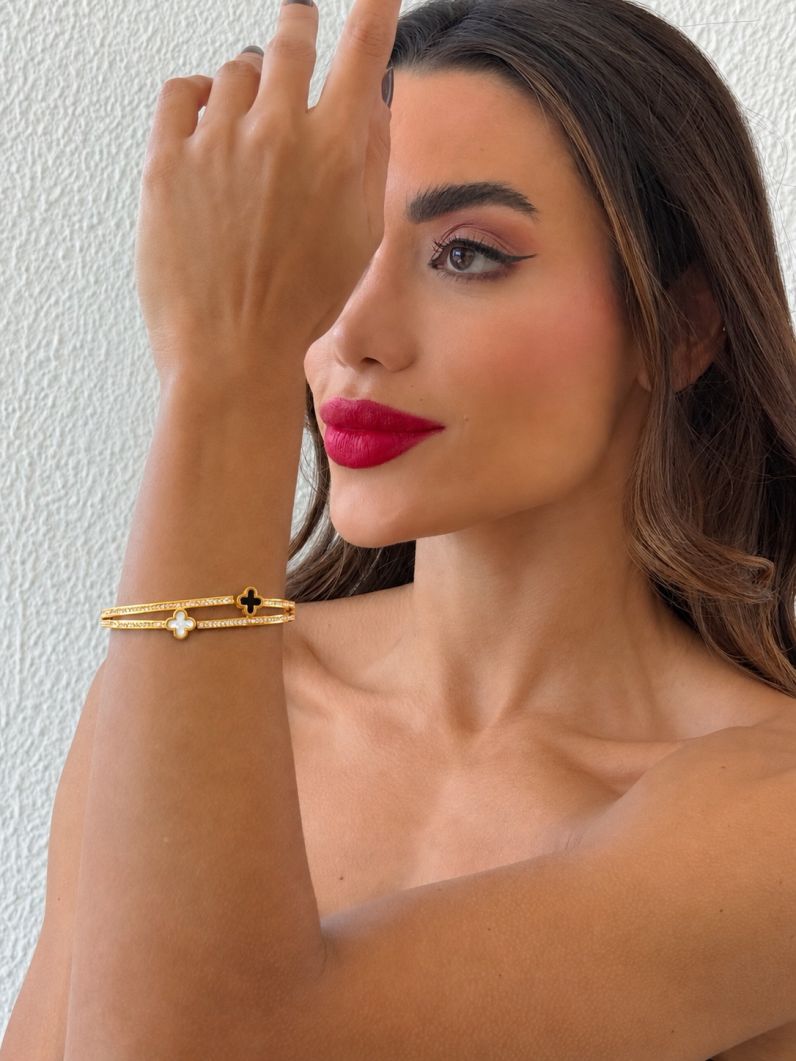 Bracelete Folheado a Ouro 18k e Prata Zircônias Com Inspiração Vg.