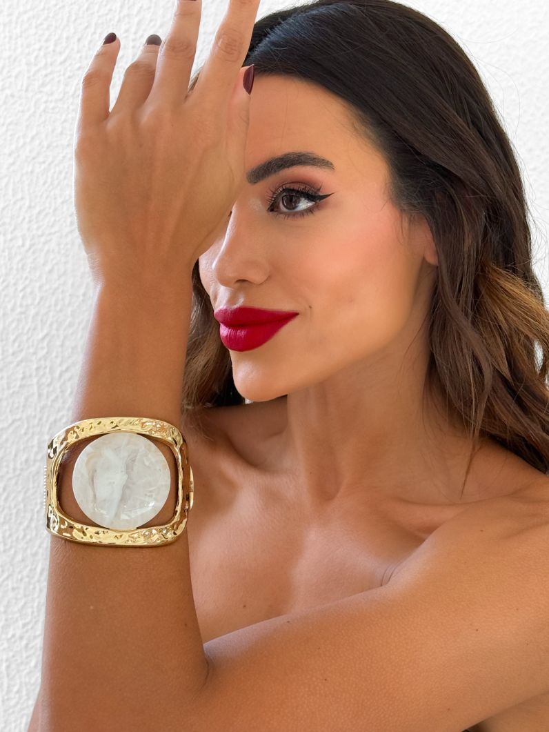 Bracelete Folheado a Ouro 18k Martelado e Resinado