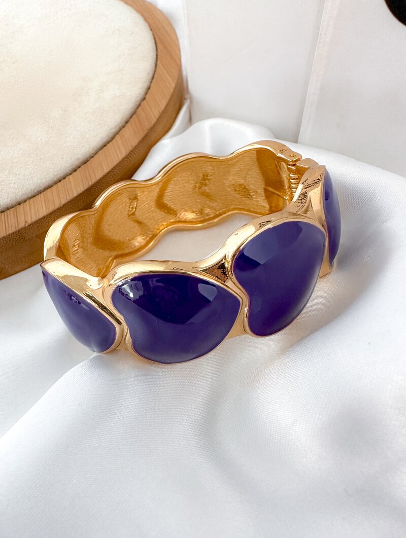 Bracelete Folheado a Ouro 18k Maxi Corações Resinados