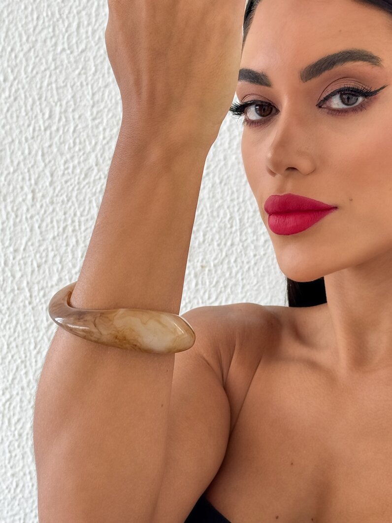 Bracelete Resinado Canoa Marmorizado