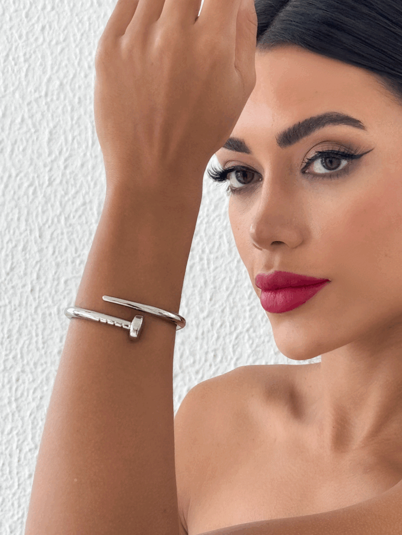 Bracelete Semi Joia Design Prego