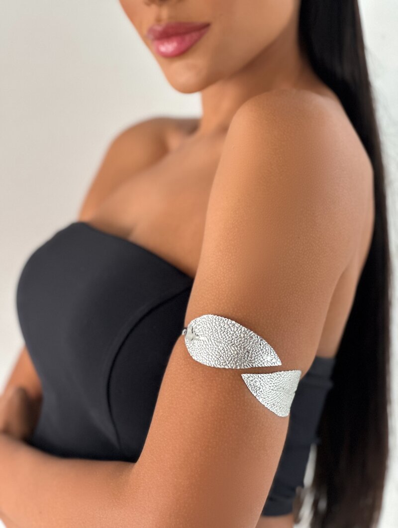 Bracelete Superior Folheado a Ouro 18k e Prata Folhas Texturizados