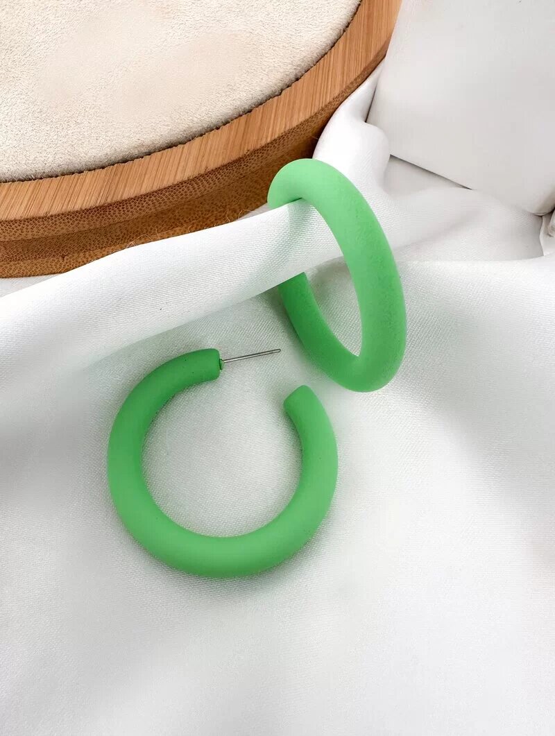 Brinco Argola Resina Cores