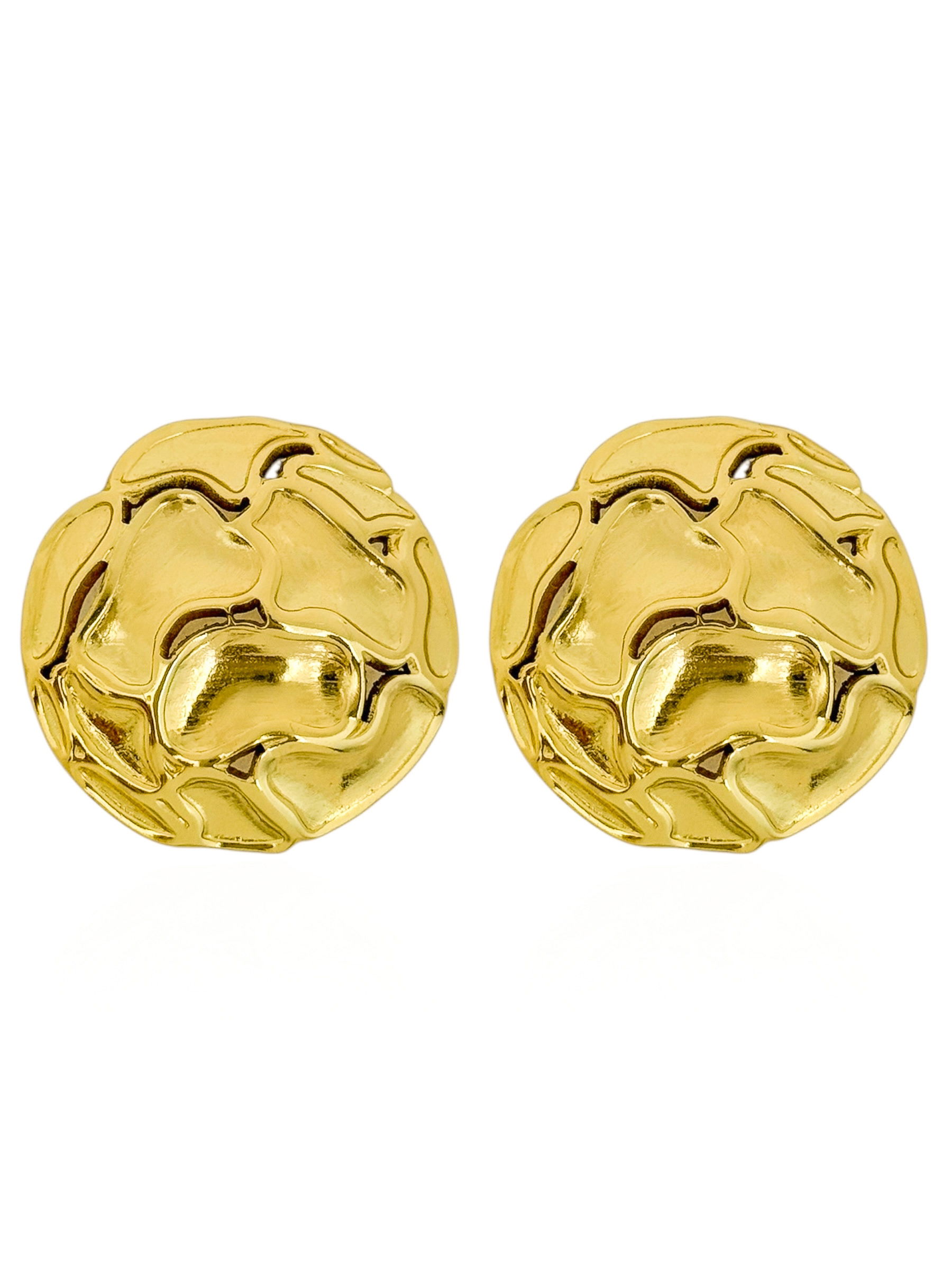 Brinco de Aço Inoxidavel Folheado a Ouro 18k Botton Martelado