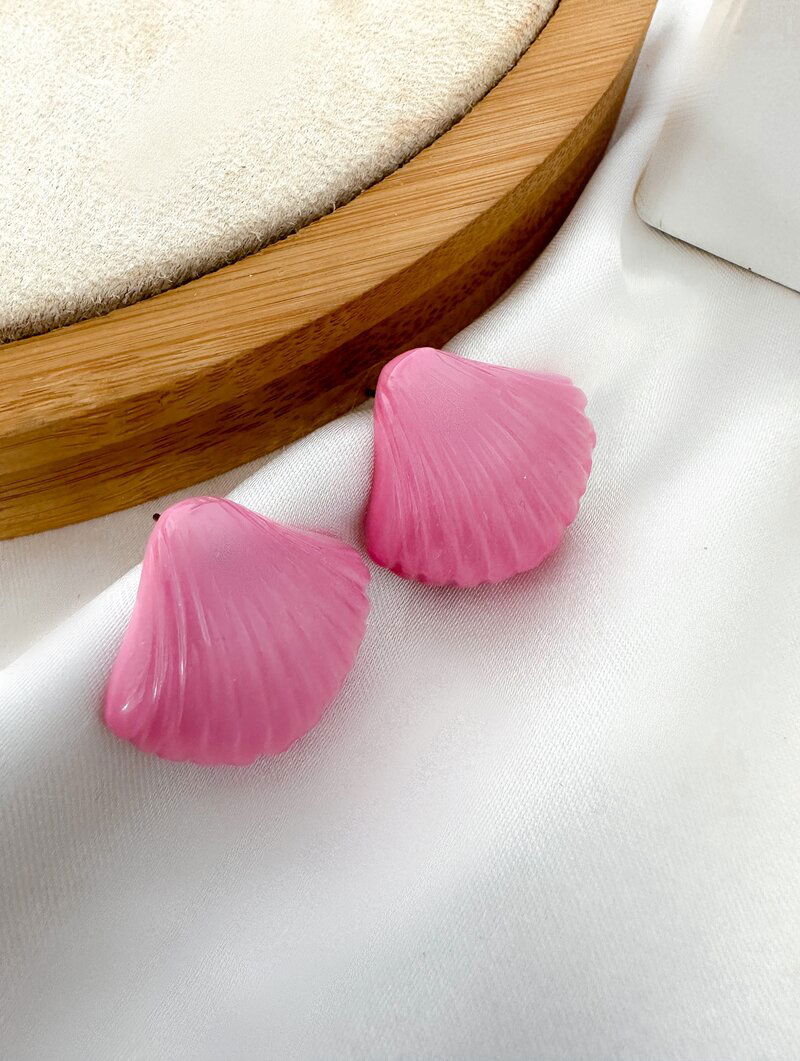 Brinco de Resina Colorida Concha