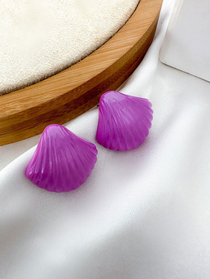 Brinco de Resina Colorida Concha