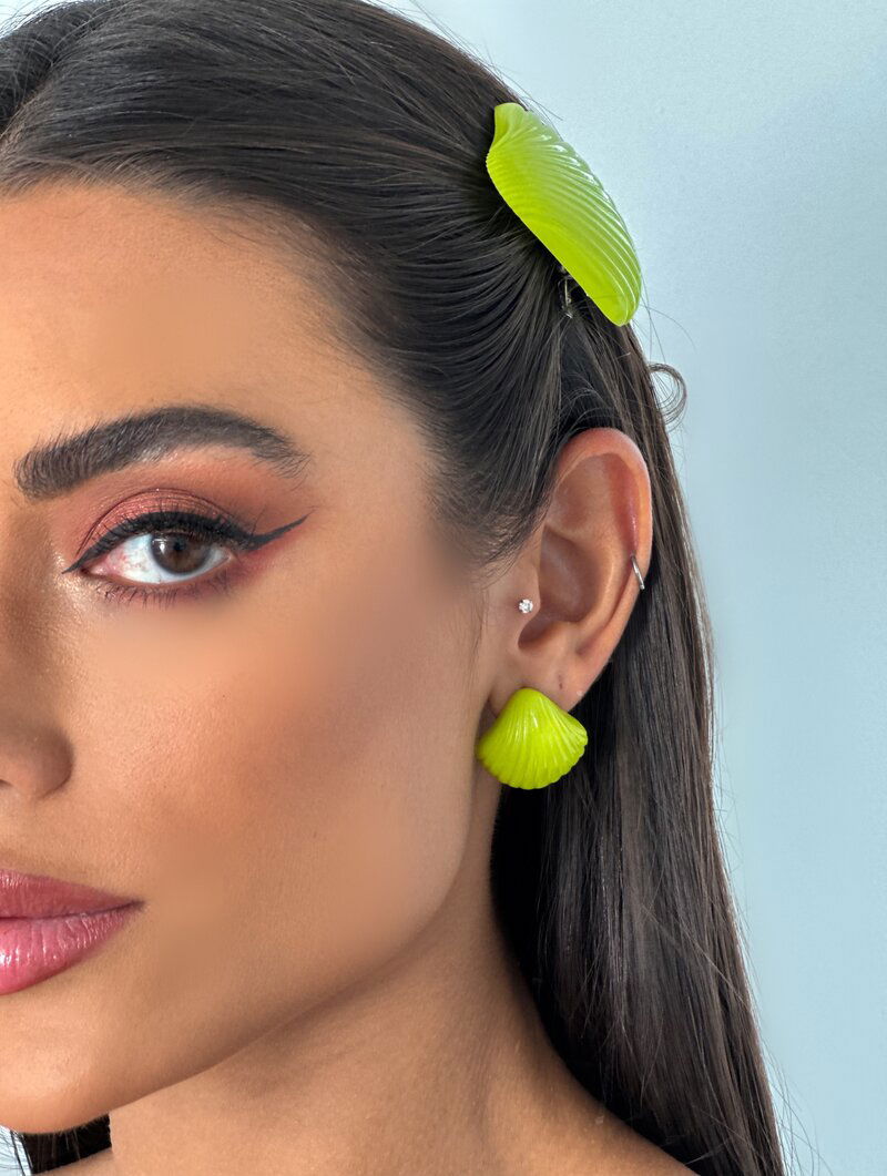 Brinco de Resina Colorida Concha