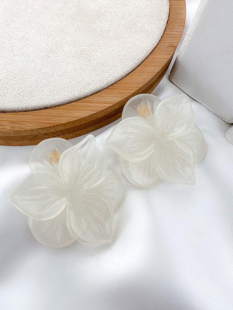Brinco De Resina Flor Camadas