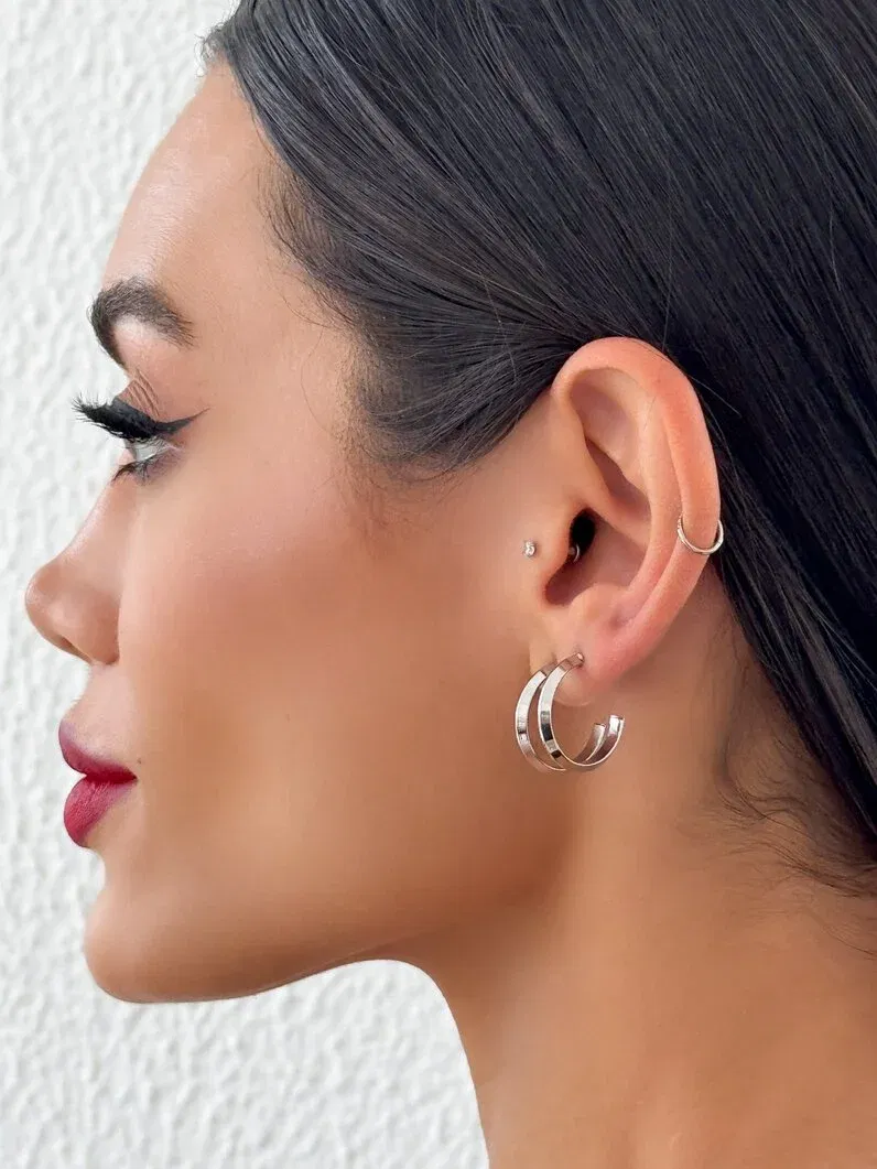 Brinco Duplo Folheado a Ouro 18k e Prata 925 Argolas Lisa