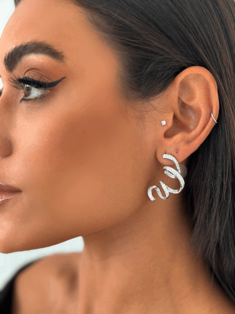 Brinco Ear Cuff Folheado a Ouro 18k e Prata, Orgânico com Zircônia
