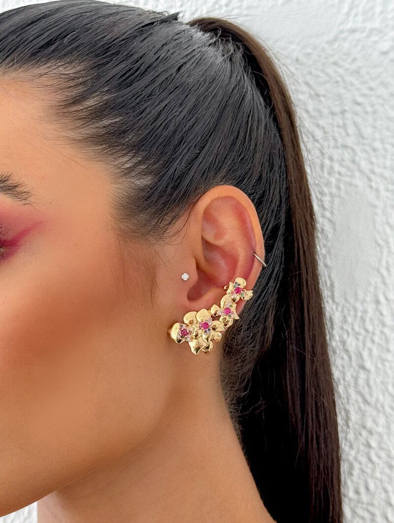 Brinco Ear Cuff Folheado a Ouro 18k e Prata Flores com Zircônias