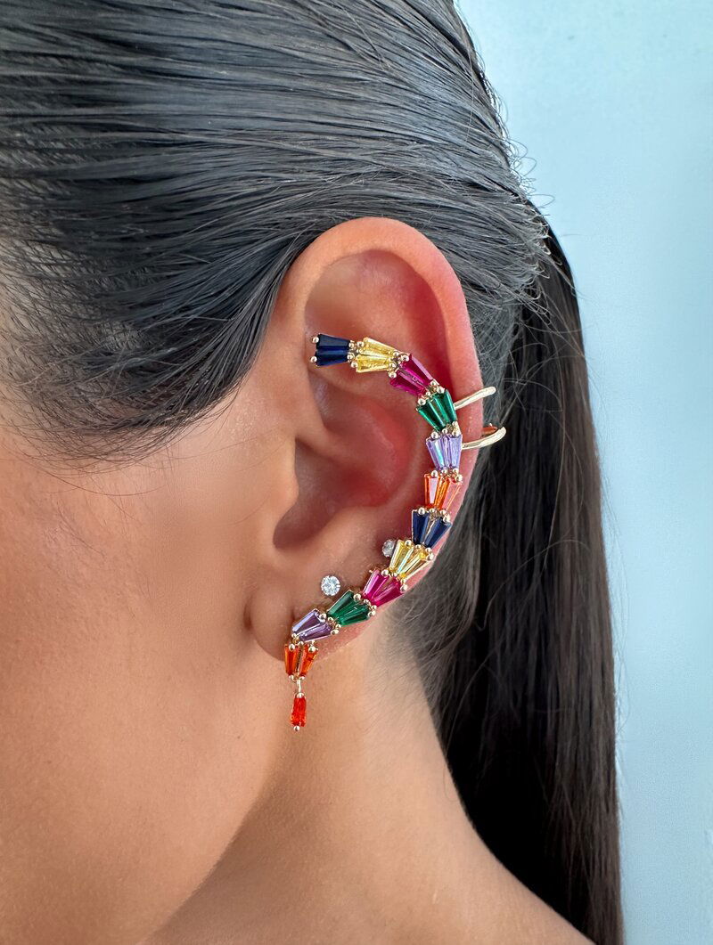 Brinco Ear Cuff Folheado a Ouro 18k e Prata Navetes de Zircônia