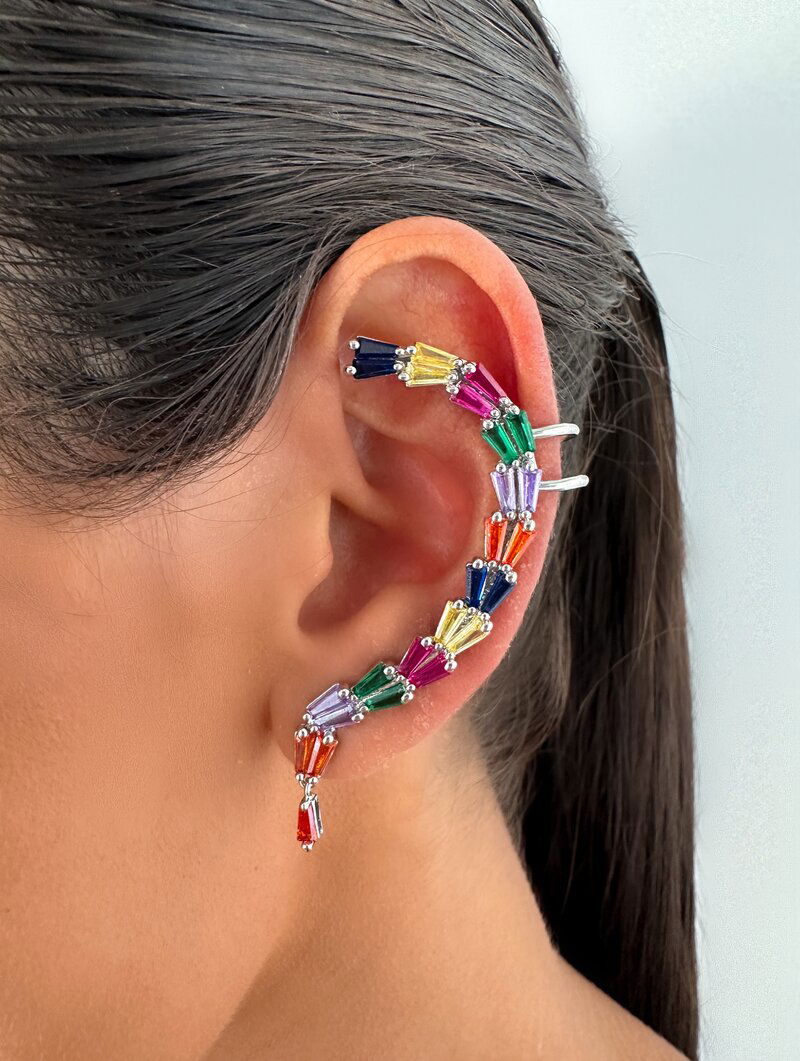 Brinco Ear Cuff Folheado a Ouro 18k e Prata Navetes de Zircônia