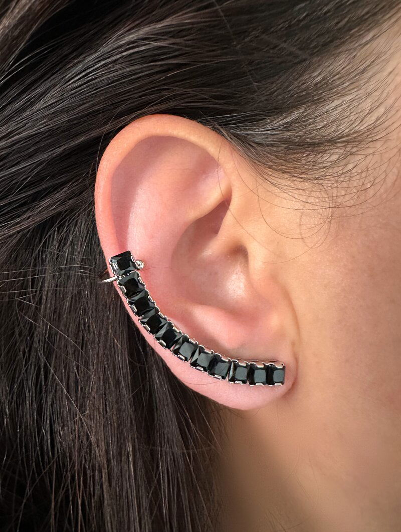 Brinco Ear Cuff Folheado a Ouro 18k e Prata Navetes de Zircônia