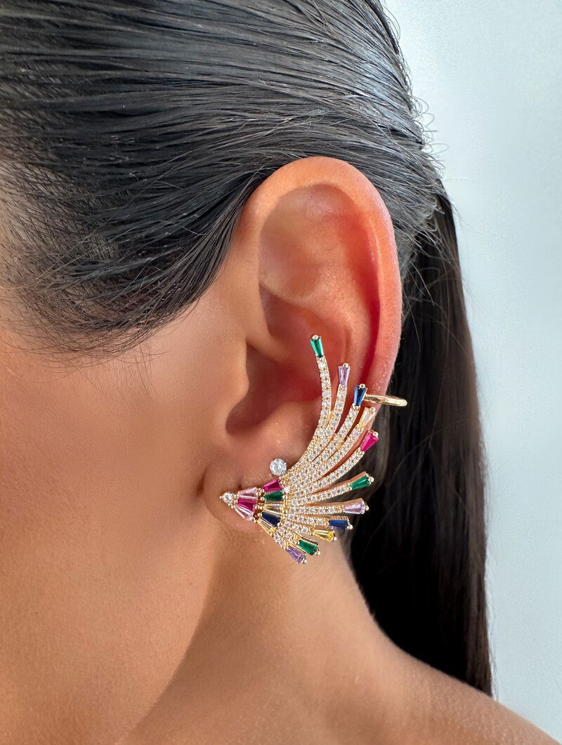 Brinco Ear Cuff Folheado a Ouro 18k e Prata Onze Fios Cravejados