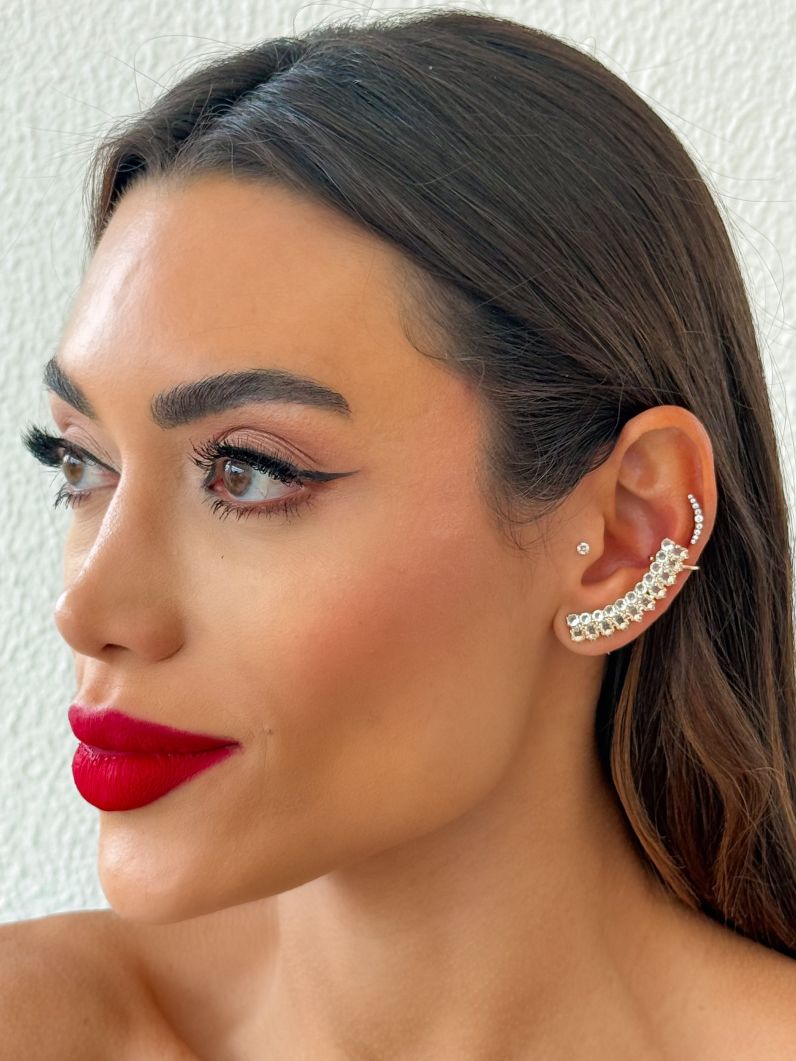 Brinco EarCuff Folheado a Ouro 18k e Prata Design Cravejado