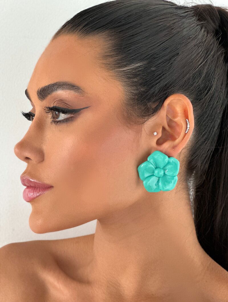 Brinco Flor de Resina Colorida