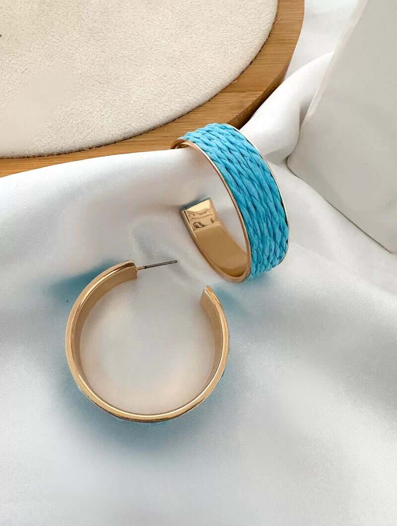 Brinco Folheado a Ouro 18k Argola com Detalhe Trançado em Palha