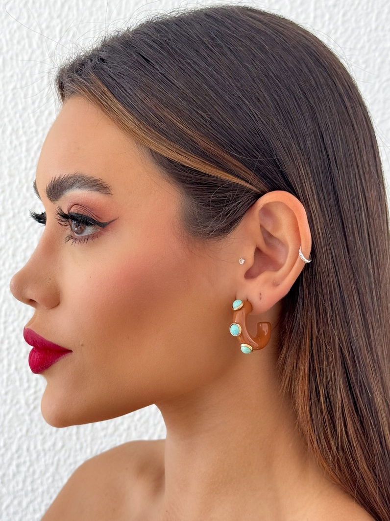 Brinco Folheado a Ouro 18k Argola com Pedras Naturais M