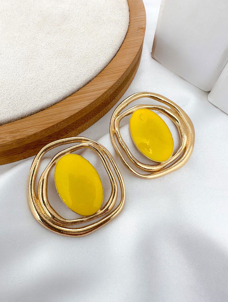 Brinco Folheado a Ouro 18k Argola Dois Fios com Detalhe Resinado