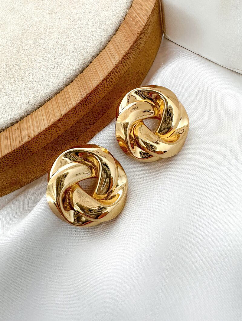 Brinco Folheado a Ouro 18k Argola Vazado Trançado