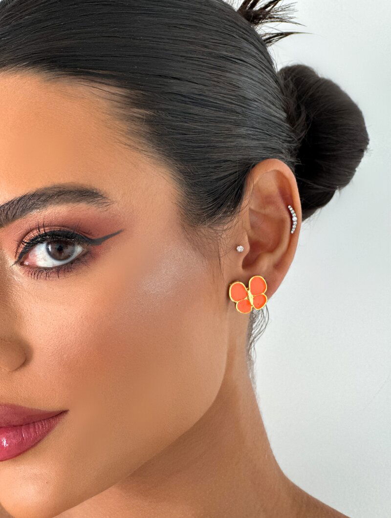 Brinco Folheado a Ouro 18k Borboleta Resinada