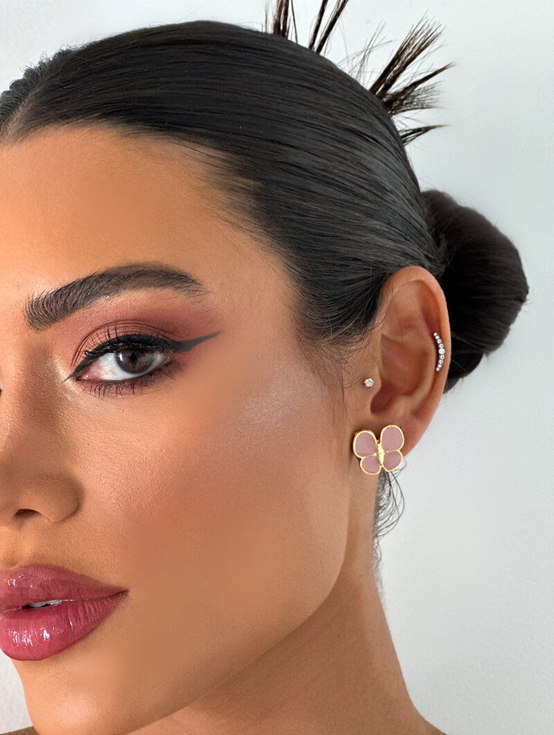 Brinco Folheado a Ouro 18k Borboleta Resinada