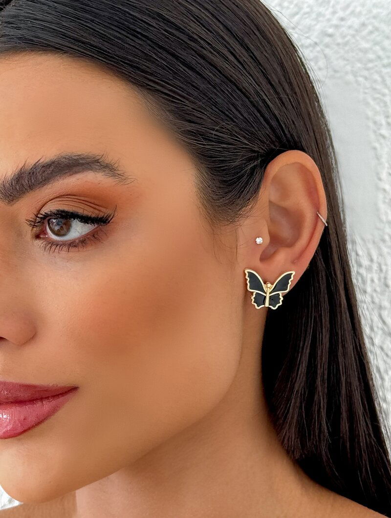 Brinco Folheado a Ouro 18k Borboleta Resinada