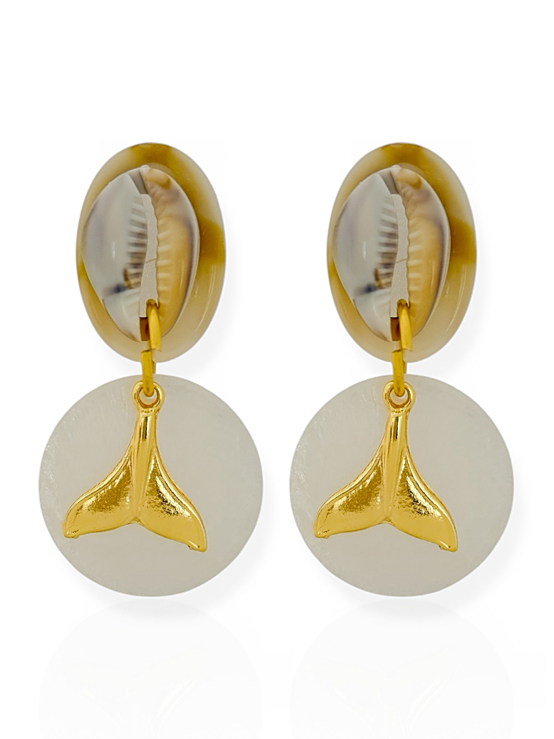 Brinco Folheado a Ouro 18k Concha com Cauda de Sereia