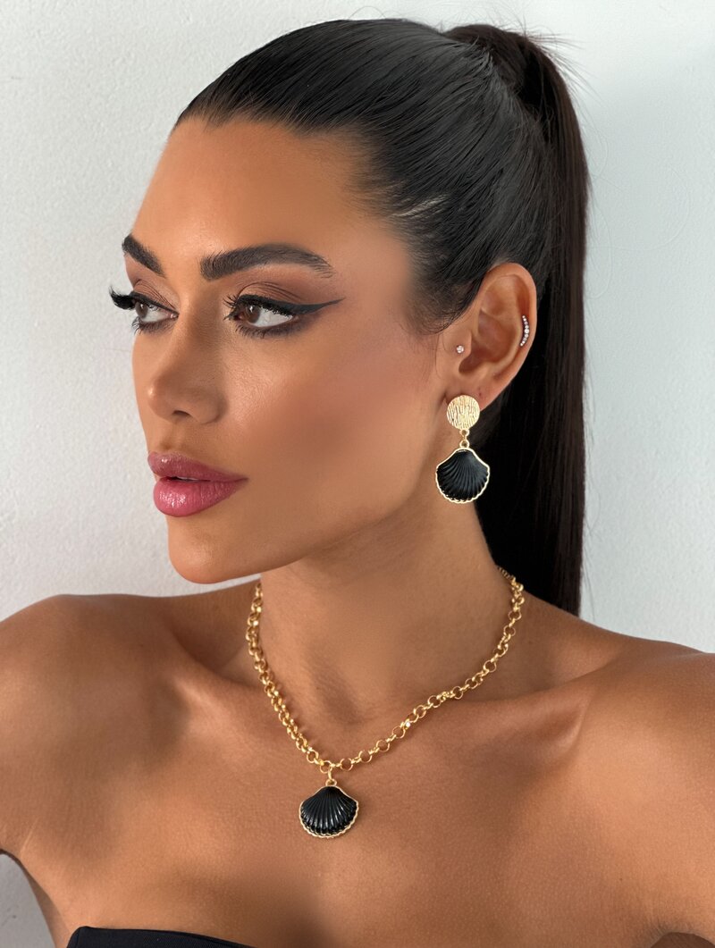 Brinco Folheado a Ouro 18k Concha Resinada com Ponteira