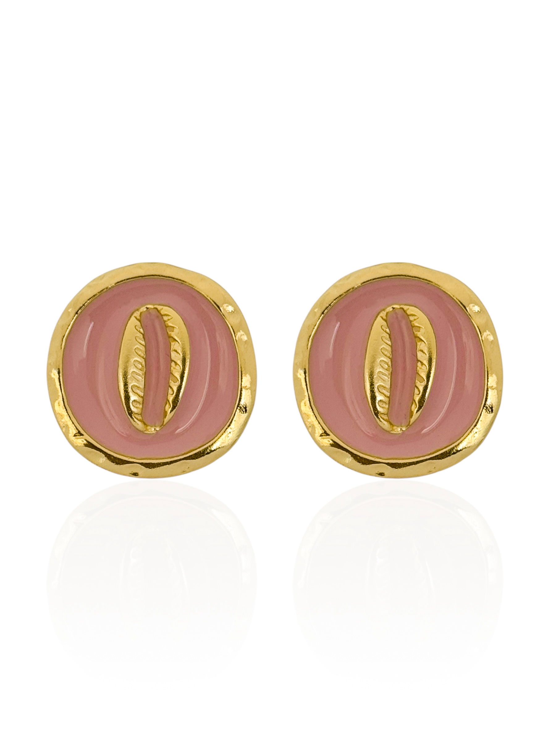 Brinco Folheado a Ouro 18k Design Búzios Resinada
