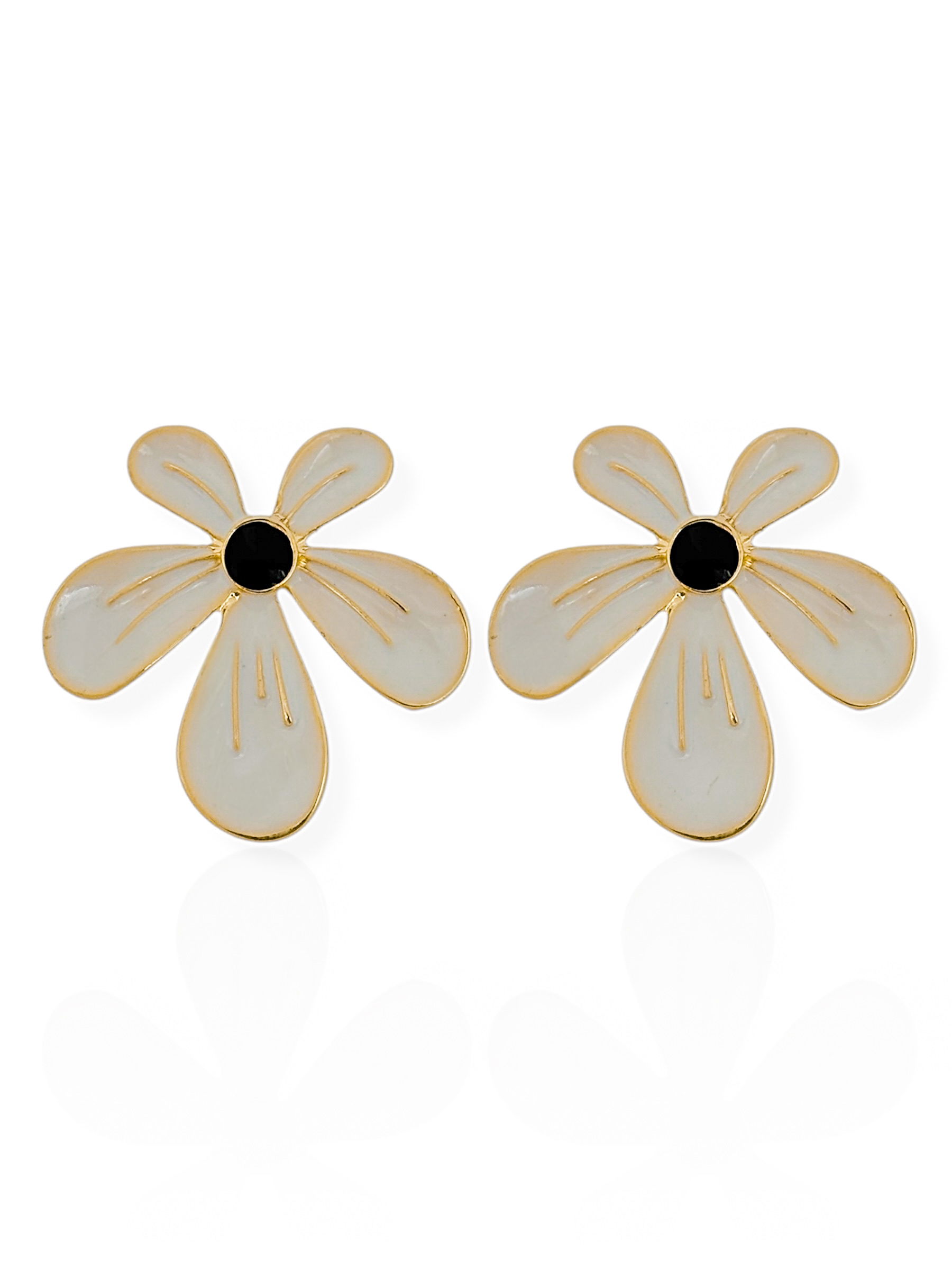 Brinco Folheado a Ouro 18k Design Flor Resinada