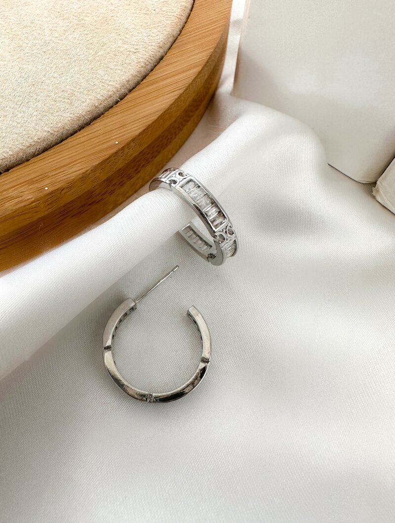 Brinco Folheado a Ouro 18K e a Prata Inspiração Joalharia