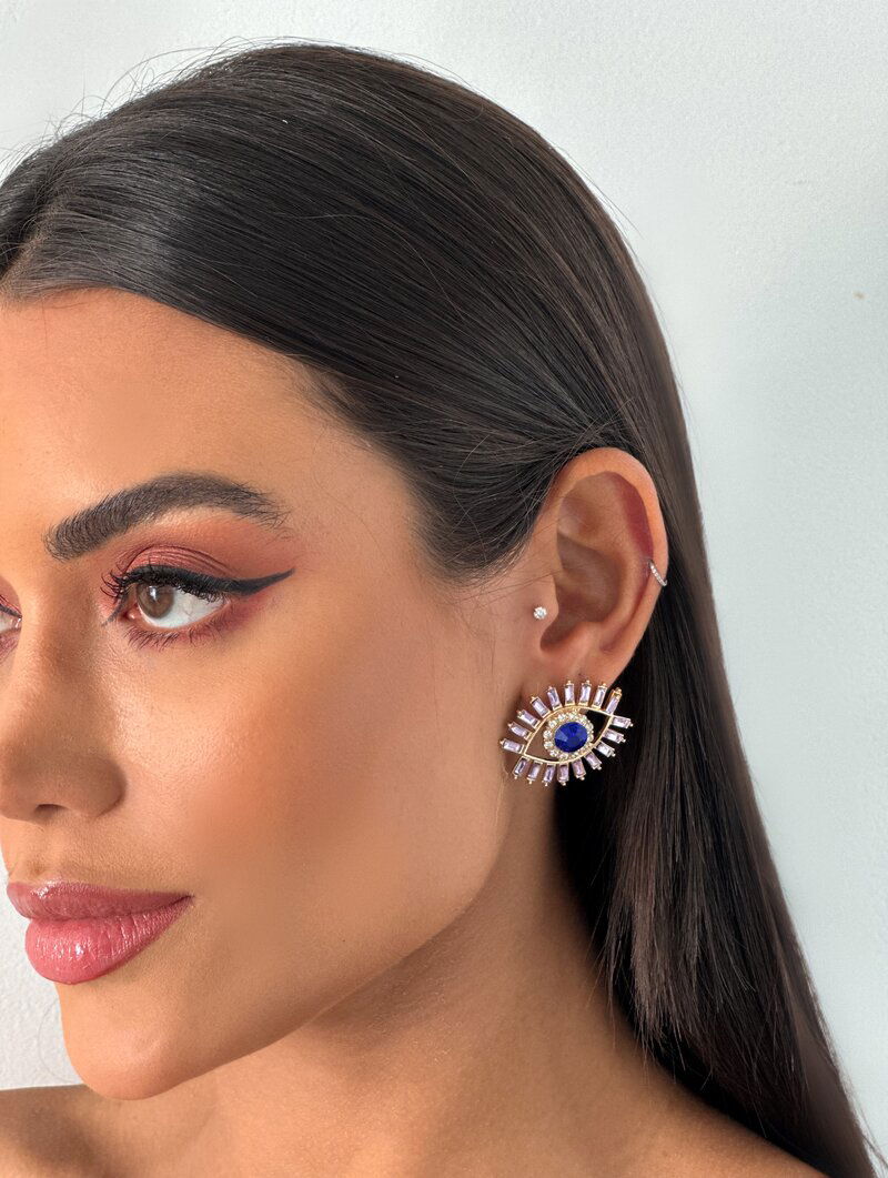 Brinco Folheado a Ouro 18K e a Prata Navetes com Pedra Zirconia