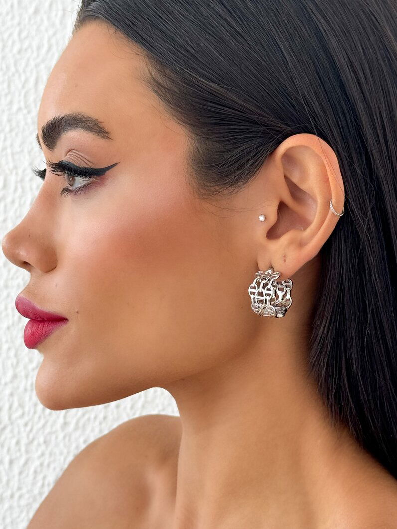 Brinco Folheado a Ouro 18k e Prata 925 Argola Inspiração