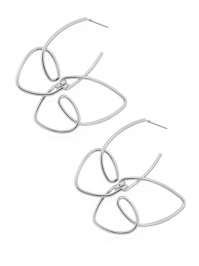 Brinco Folheado a Ouro 18k e Prata 925 Aro em Formato de Borboleta