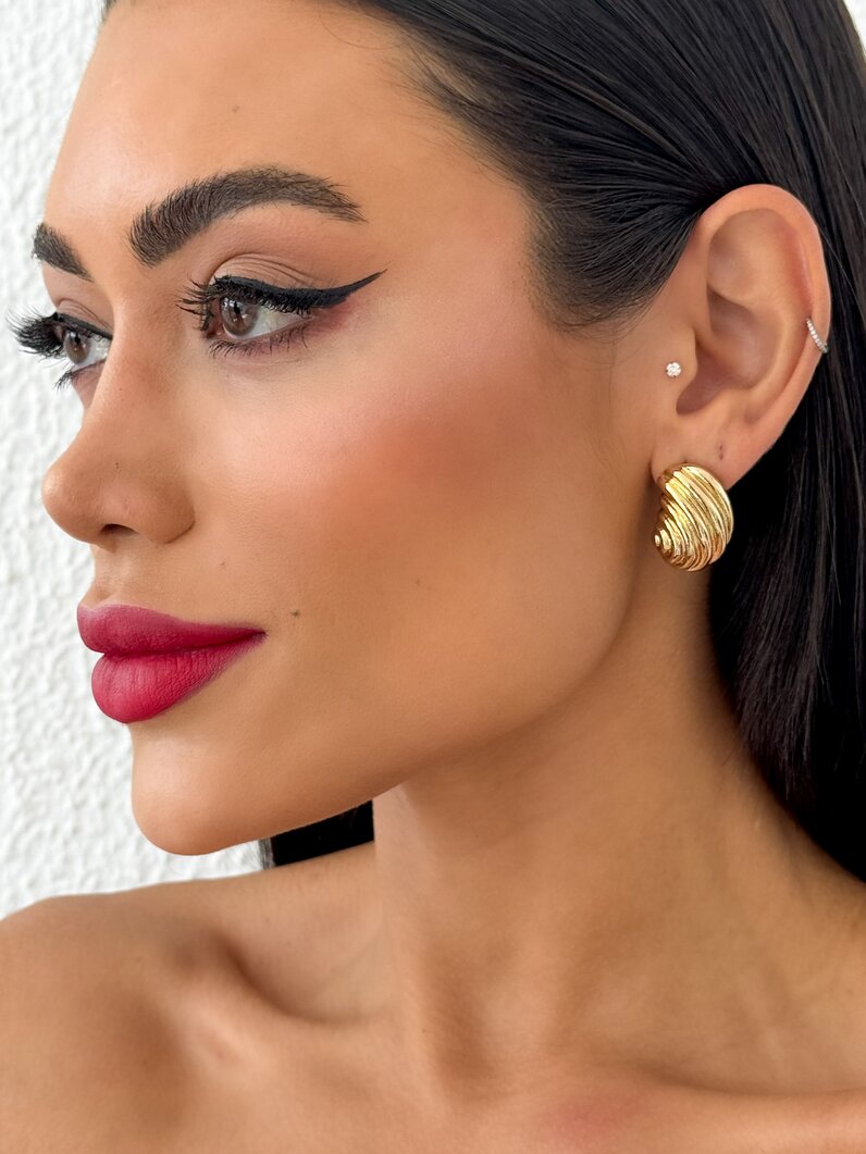 Brinco Folheado a Ouro 18k e Prata 925 Botton Listrado