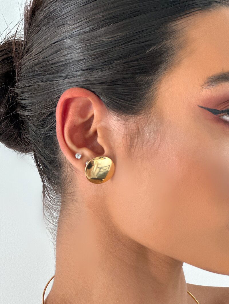 Brinco Folheado a Ouro 18k e Prata 925 Esferas Lisas