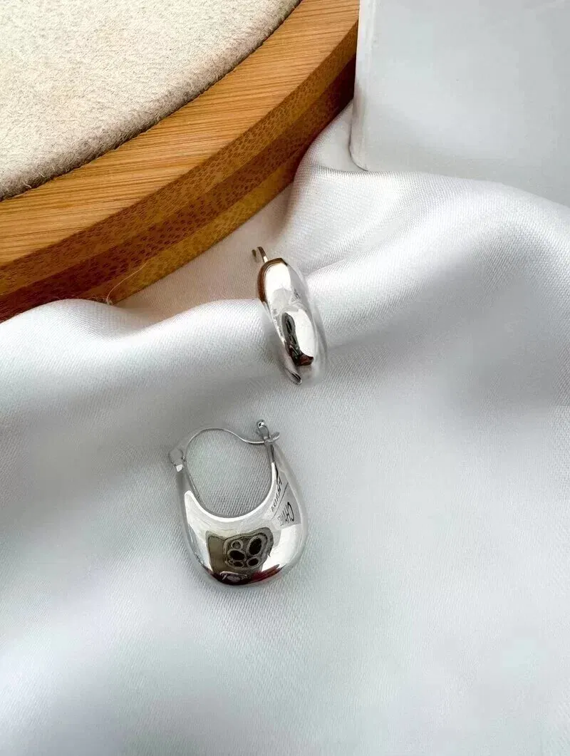 Brinco Folheado a Ouro 18k e Prata Argola com Fecho