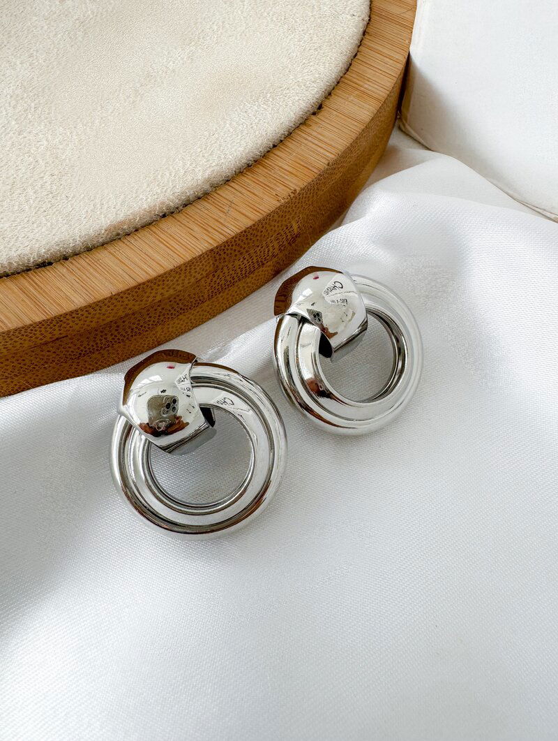 Brinco Folheado a Ouro 18k e Prata Argola com Ponteira Lisa