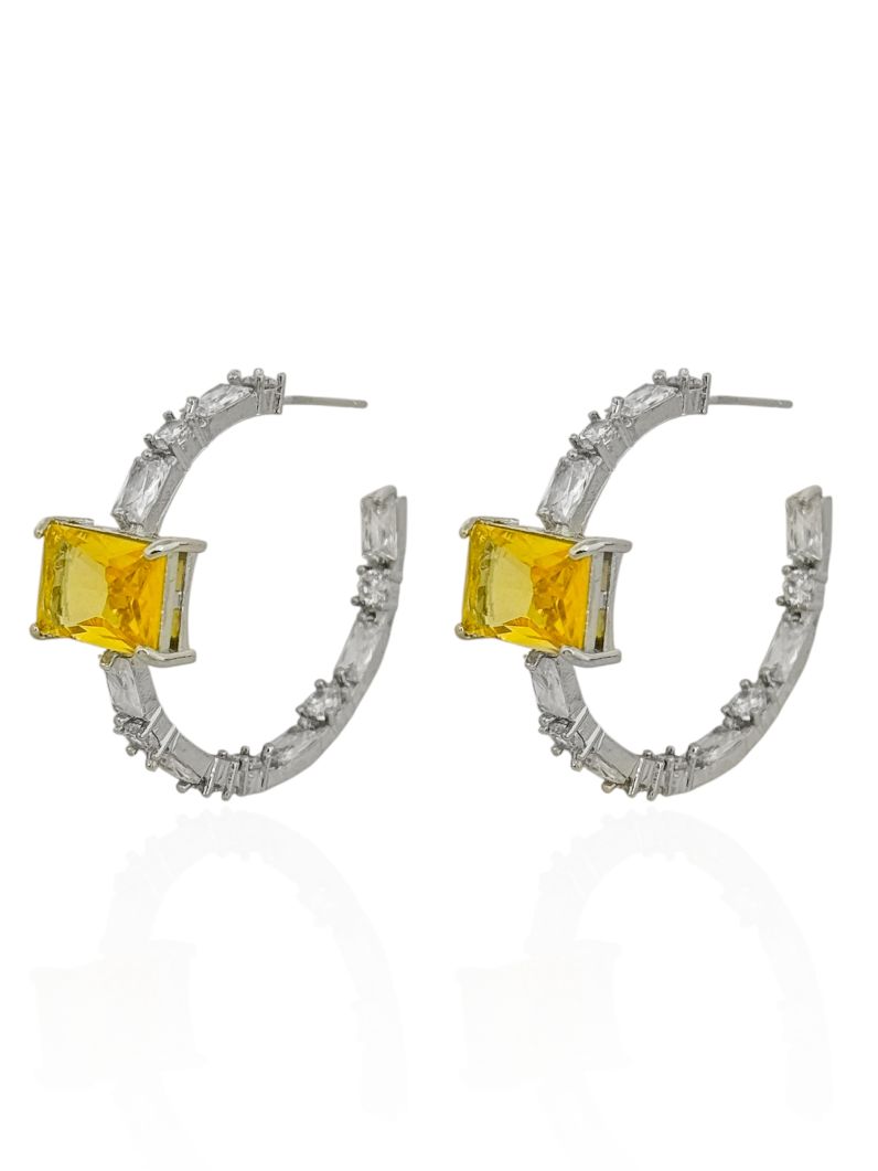 Brinco Folheado a Ouro 18k e Prata Argola Com Quadrado de Cristal