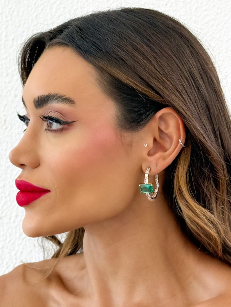 Brinco Folheado a Ouro 18k e Prata Argola Com Quadrado de Cristal