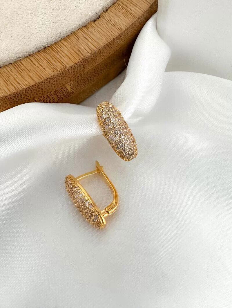 Brinco Folheado a Ouro 18k e Prata Argola Cravejada