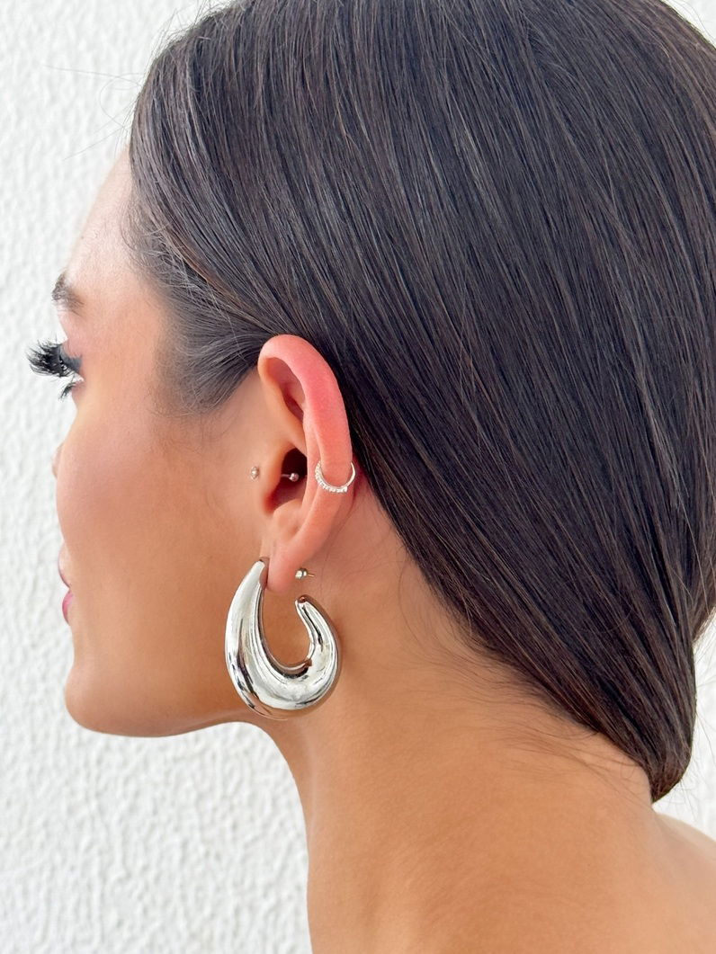 Brinco Folheado a Prata Argola Design Organico