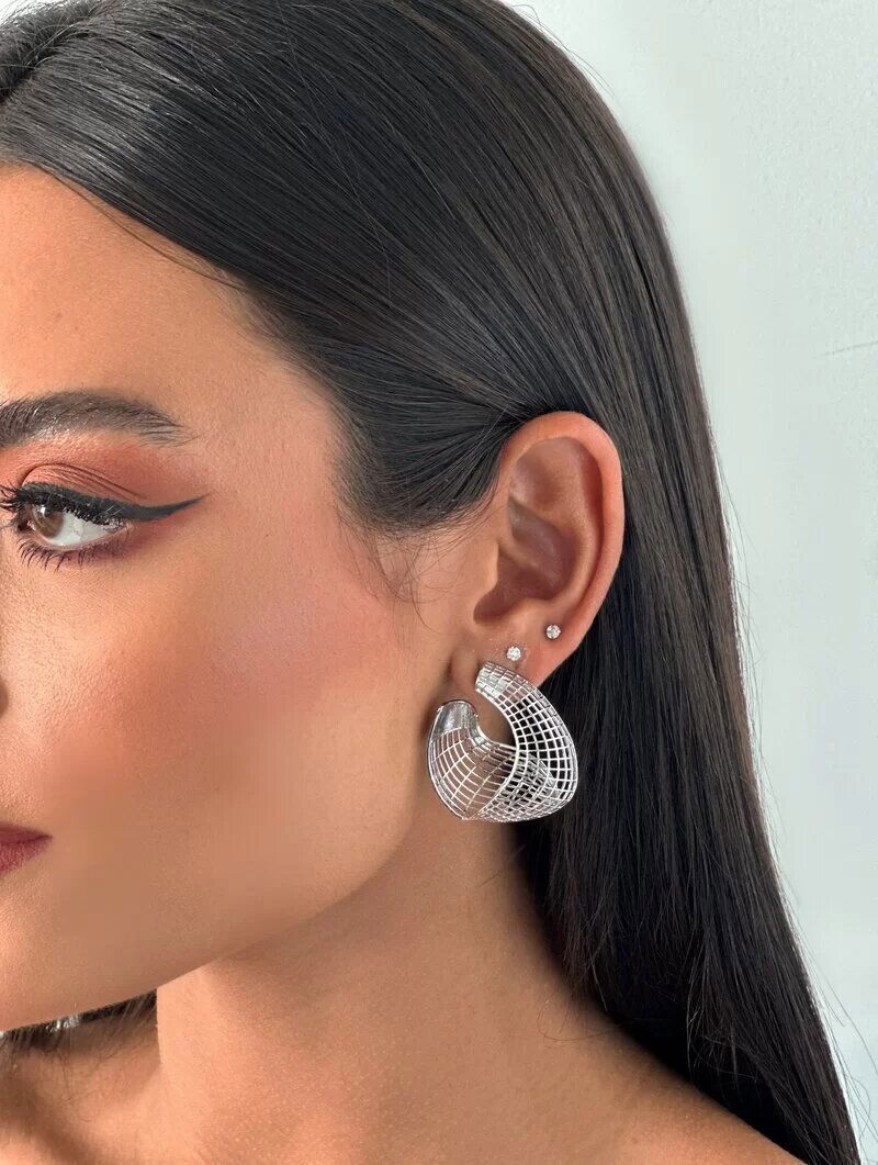 Brinco Folheado a Ouro 18k e Prata Argola Design Quadriculada