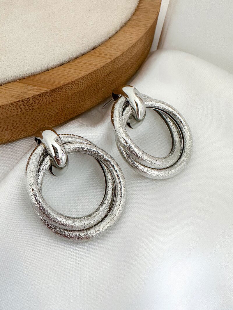 Brinco Folheado a Ouro 18k e Prata Argola Dupla com Brilho