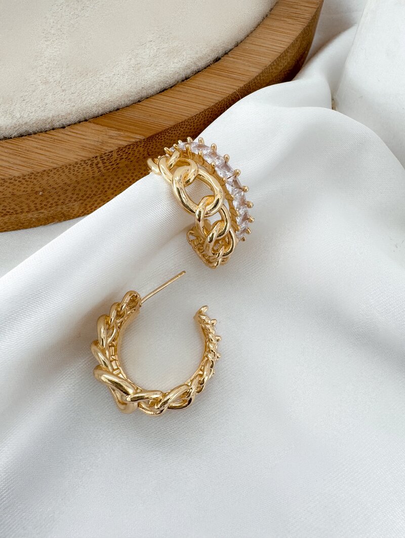 Brinco Folheado a Ouro 18k e Prata Argola Dupla Correntaria com Zircônias