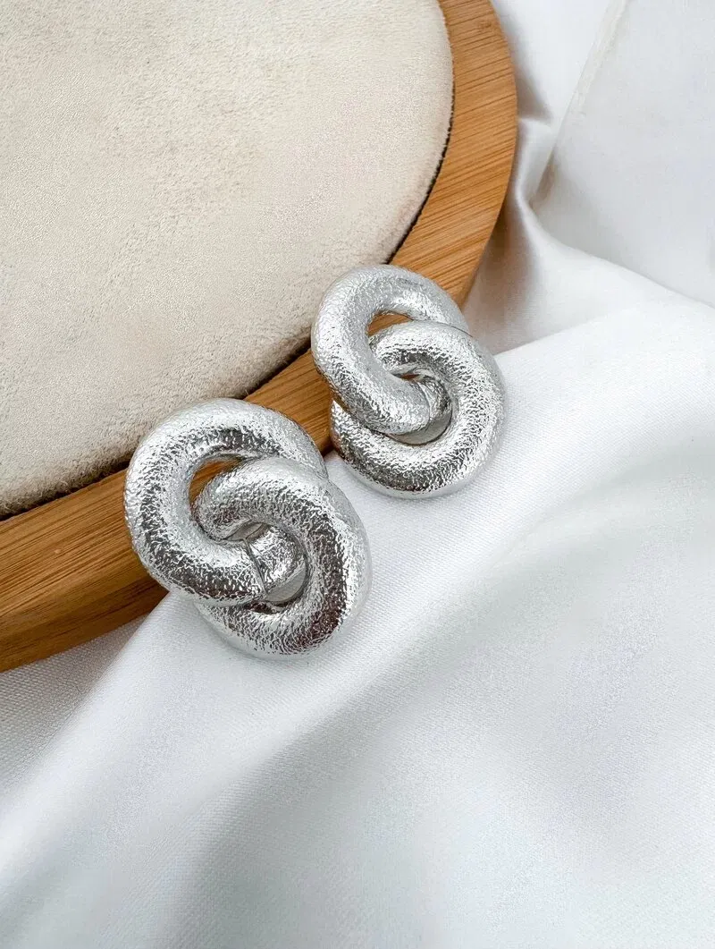 Brinco Folheado a Ouro 18k e Prata Argola Dupla Entrelaçada