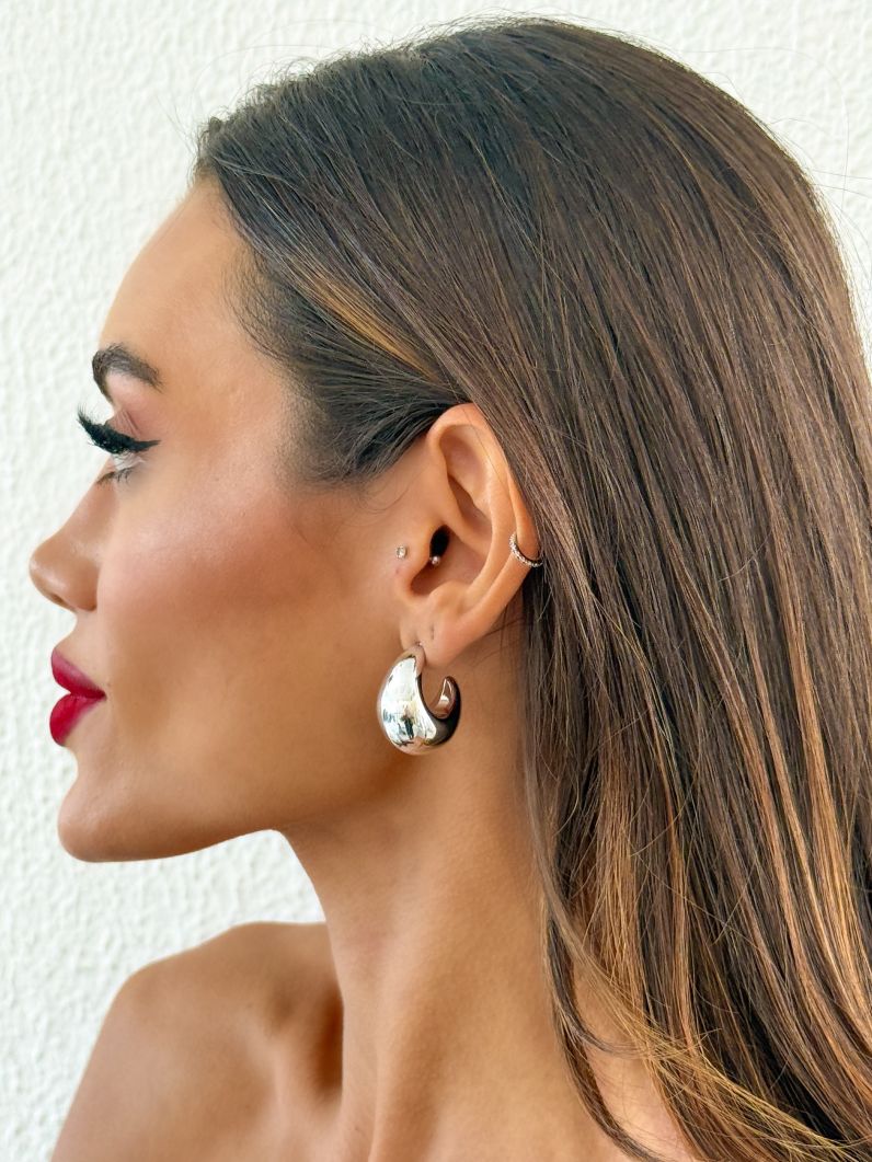 Brinco Folheado a Ouro 18k e Prata Argola em Gota M
