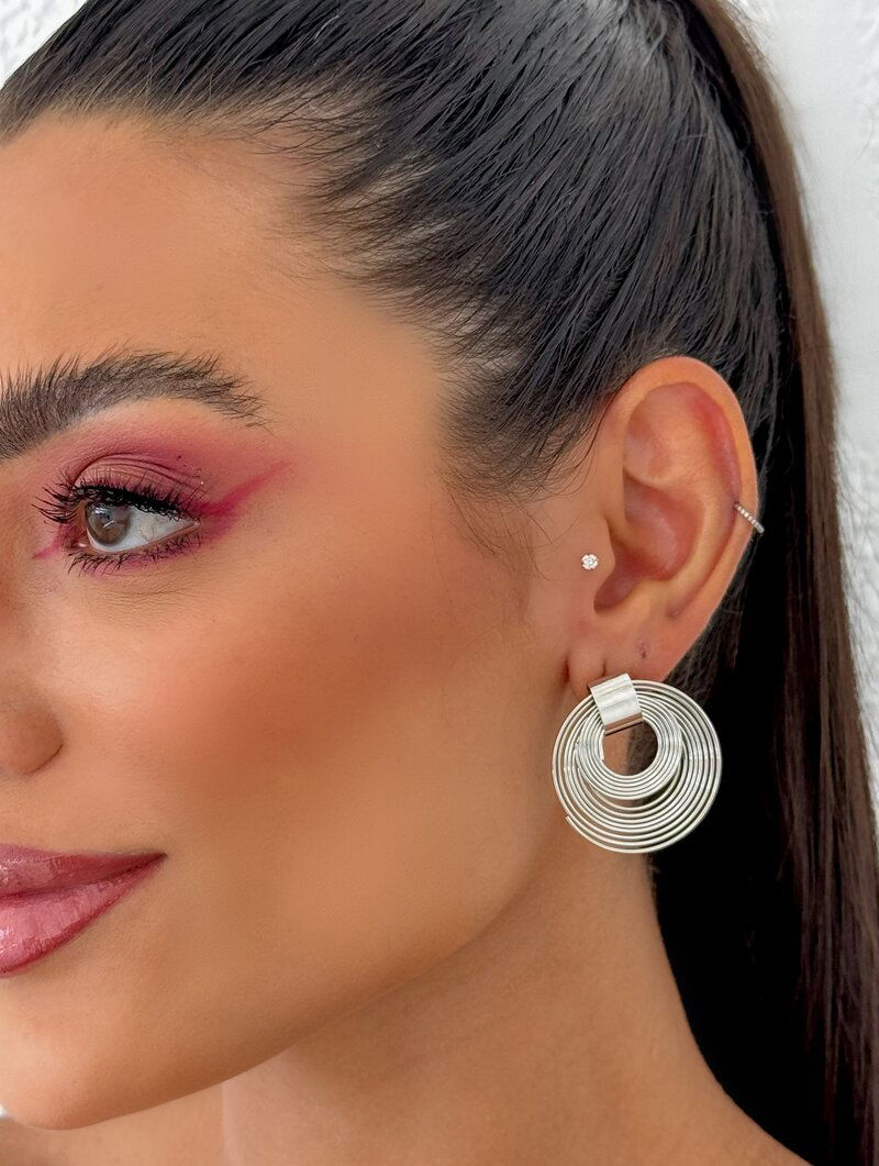 Brinco Folheado a Ouro 18k e Prata Argola Fios com Ponteira Lisa